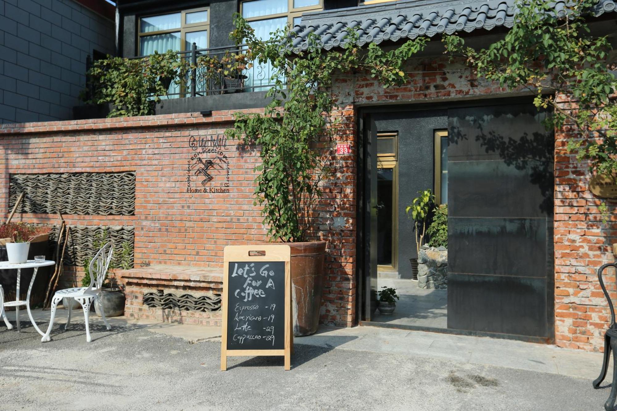 Beijing Mutianyugreat Wall Let'Sgo Hotel&Bar Huairou Esterno foto